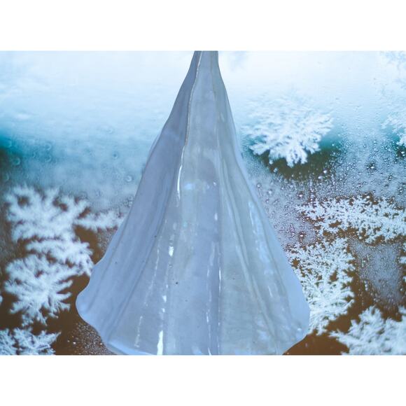 4 Decorative Christmas Trees each a Different Shade of Green/One White - Picture 7 of 9